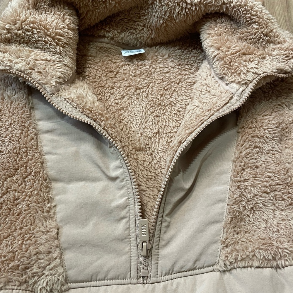 PINK VS Soft Tan Teddy Pullover Sz Small - Picture 3 of 8